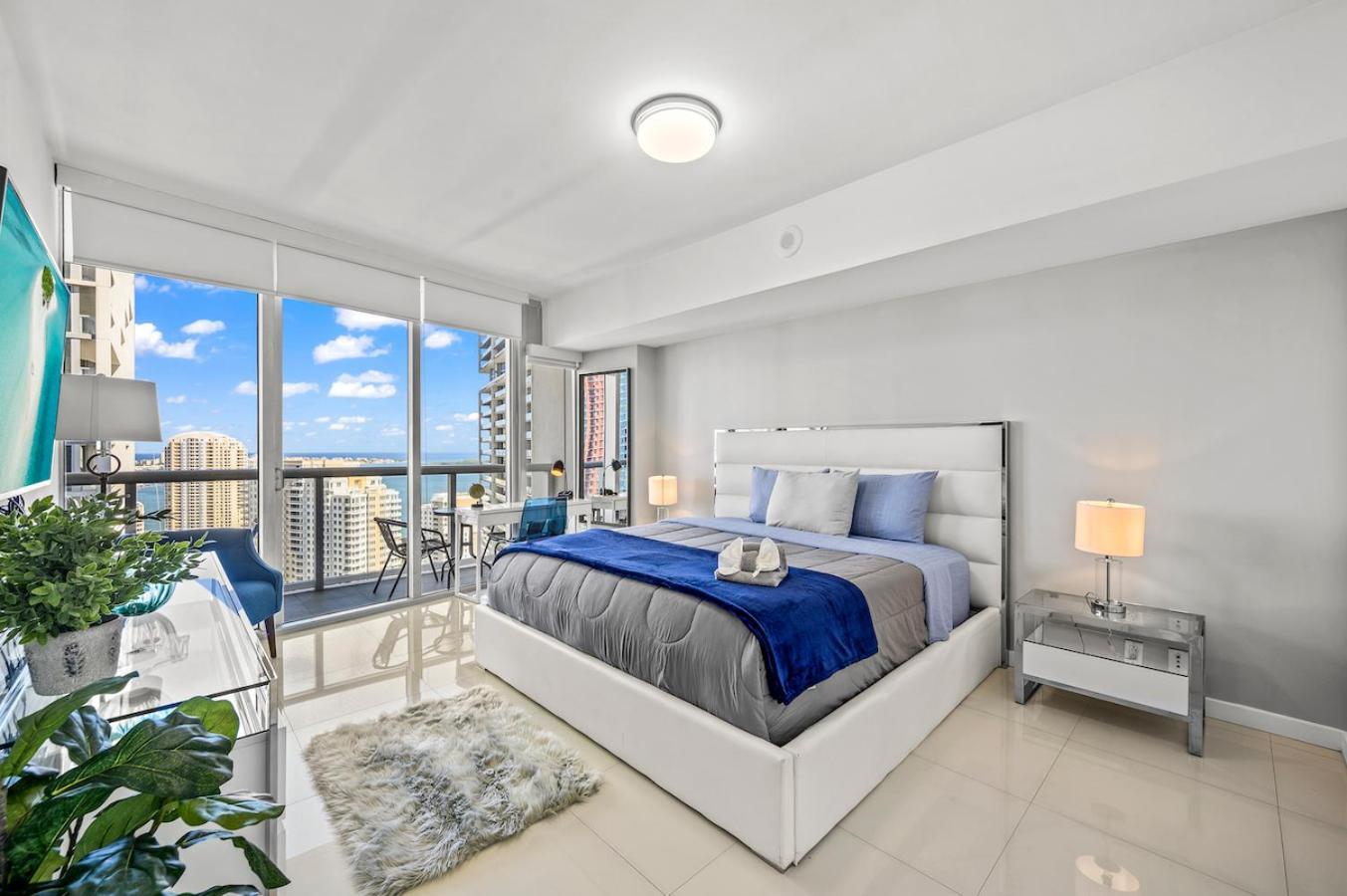 *Iconic W Icon Condo/ Pool&Waterviews*Freespa* Miami Dış mekan fotoğraf