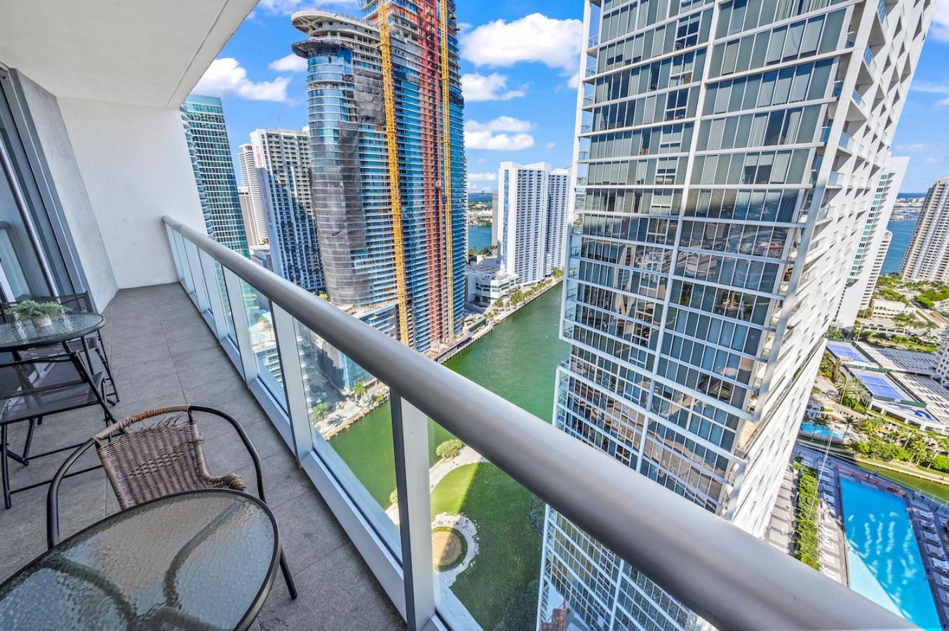 *Iconic W Icon Condo/ Pool&Waterviews*Freespa* Miami Dış mekan fotoğraf
