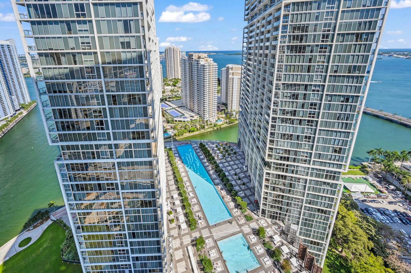 *Iconic W Icon Condo/ Pool&Waterviews*Freespa* Miami Dış mekan fotoğraf